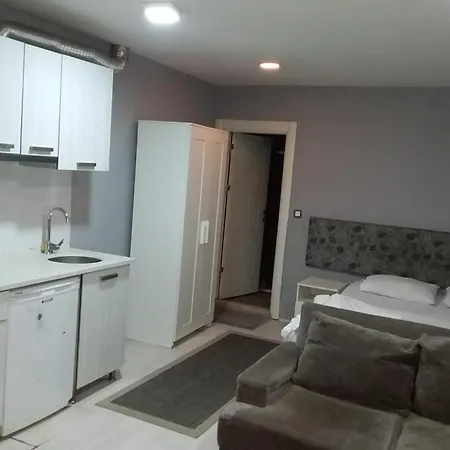 Crux Aparthotel *