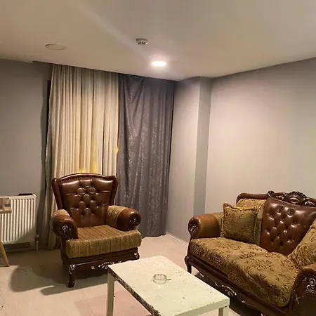 Crux Aparthotel